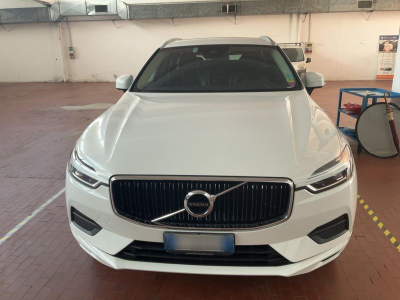 Volvo XC60 2.0 D4 Business AWD 2018 – снимка 14