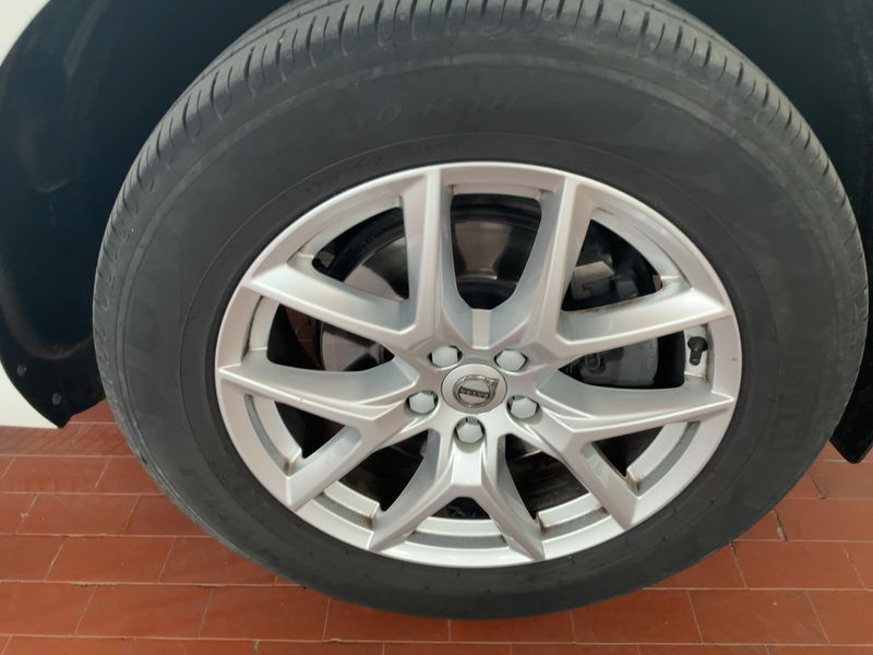 Volvo XC60 2.0 D4 Business AWD 2018 – снимка 11