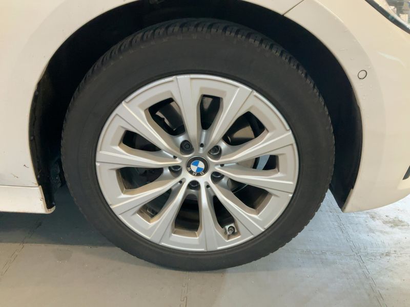 BMW 3er 320d Mild-Hybrid Advantage 2022 – снимка 11