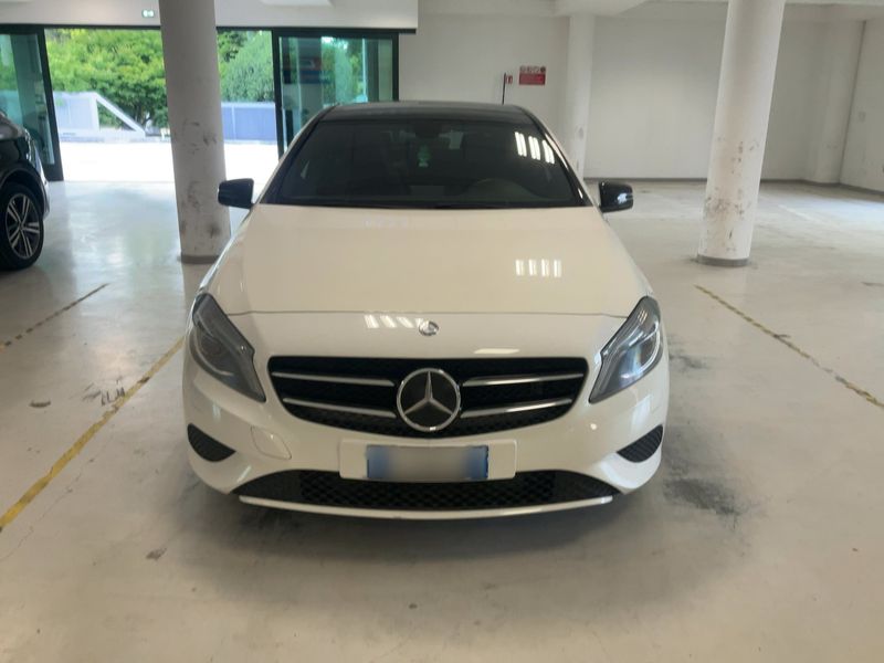 Mercedes-Benz A-Klasse A 200 CDI Urban 2015 – снимка 14