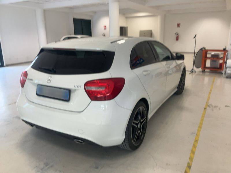 Mercedes-Benz A-Klasse A 200 CDI Urban 2015 – снимка 8