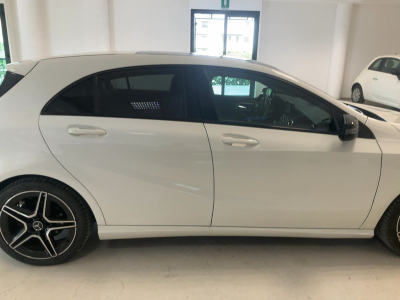 Mercedes-Benz A-Klasse A 200 CDI Urban 2015 – снимка 10