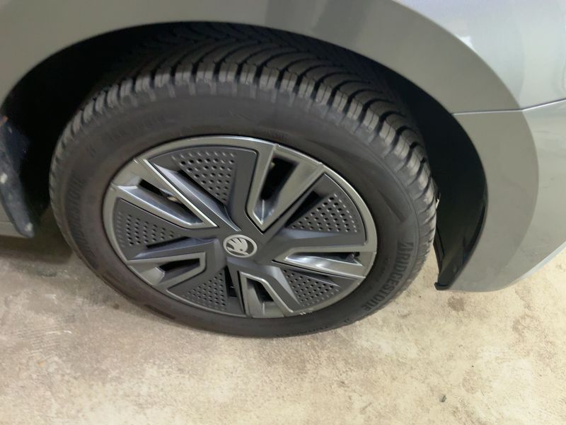 Skoda Fabia 1.0 TSI Tour 2025 – снимка 11