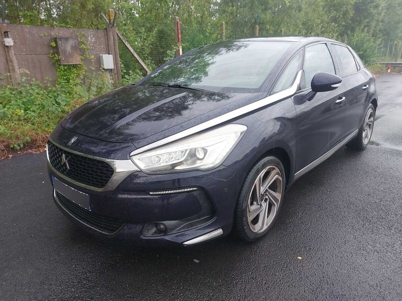 DS Automobiles DS5 2.0 Blue-HDi SportChic 2015 – снимка 2