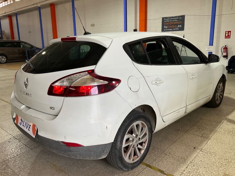 Renault Megane 1.5 dCi Limited 2015 – снимка 2