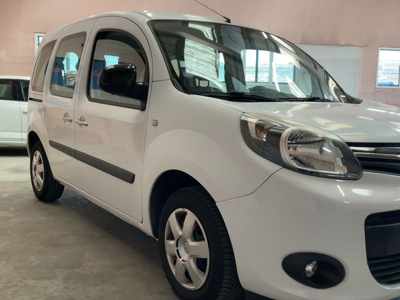 Renault Kangoo 1.2 TCe Energy Zen 2015 – снимка 12