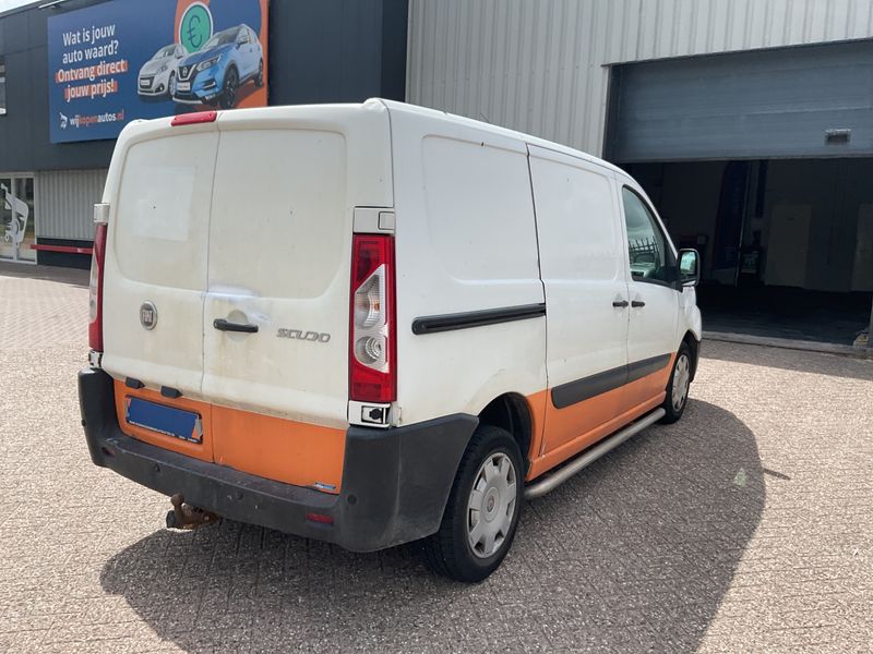 Fiat Scudo 2.0 JTDM 10 ELX L1H1 120 Multijet 2011 – снимка 2