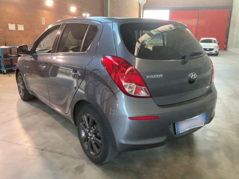 Hyundai i20 1.4 Sound Edition 2014 – снимка 6