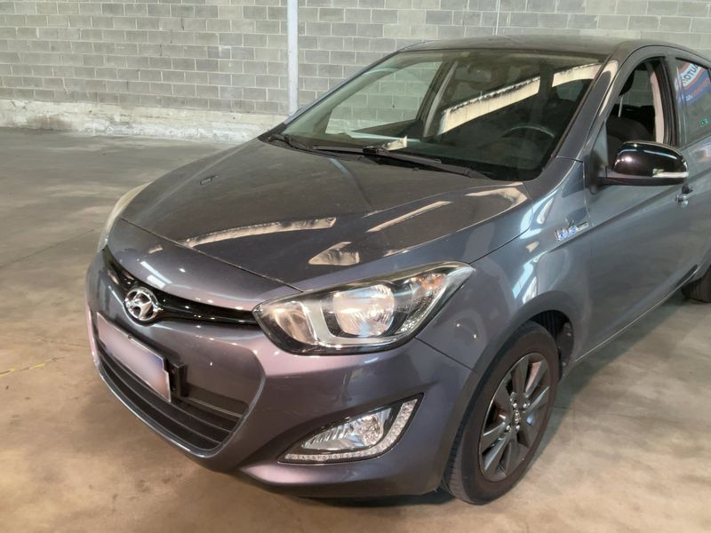 Hyundai i20 1.4 Sound Edition 2014 – снимка 2