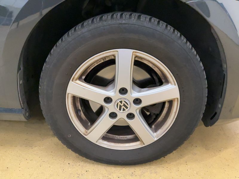 Volkswagen Golf VII 1.6 TDI Rabbit BlueMotion Tech 2016 – снимка 11