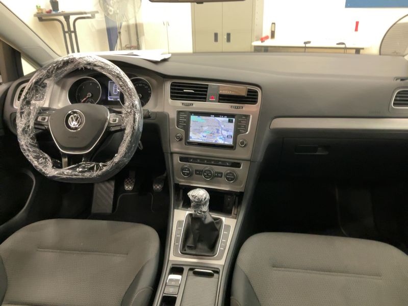Volkswagen Golf VII 1.6 TDI Rabbit BlueMotion Tech 2016 – снимка 18