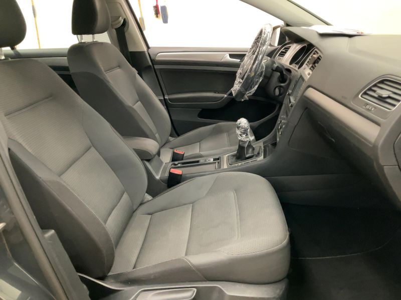 Volkswagen Golf VII 1.6 TDI Rabbit BlueMotion Tech 2016 – снимка 17