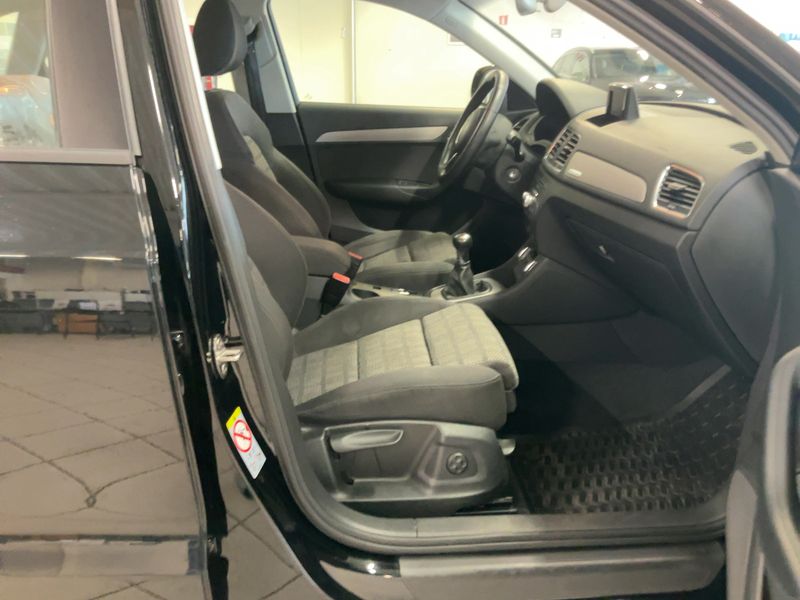 Audi Q3 2.0 TDI quattro 2013 – снимка 17
