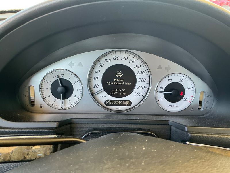 Mercedes-Benz E-Klasse E 320 CDI Avantgarde 2007 – снимка 4