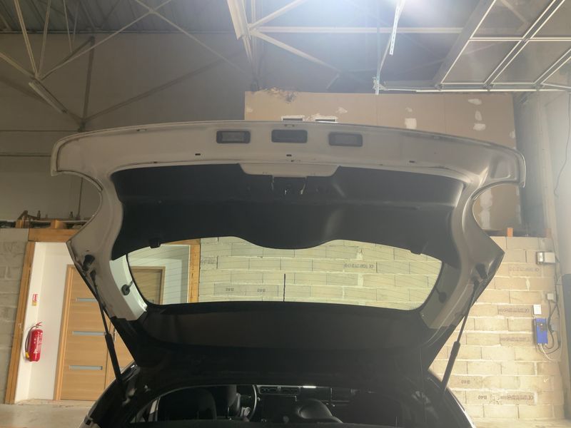 Citroen C3 1.2 PureTech Shine 2018 – снимка 15