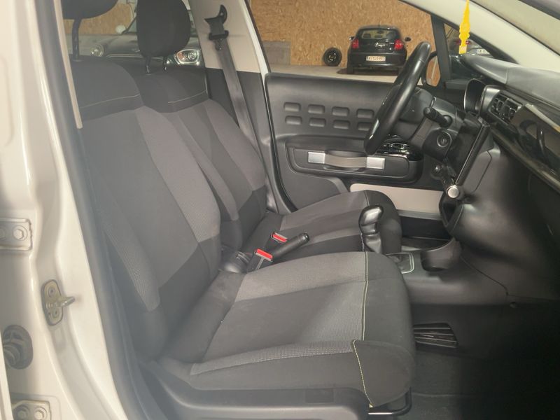 Citroen C3 1.2 PureTech Shine 2018 – снимка 16