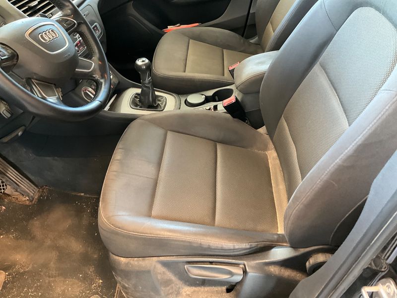 Audi Q3 2.0 TDI 2015 – снимка 25