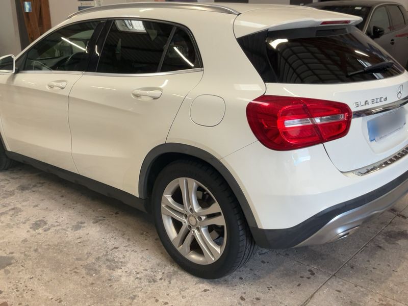 Mercedes-Benz GLA-Klasse GLA 200 d Business Executive 2016 – снимка 6