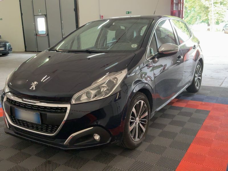 Peugeot 208 1.2 e-VTi Allure 2017 – снимка 1