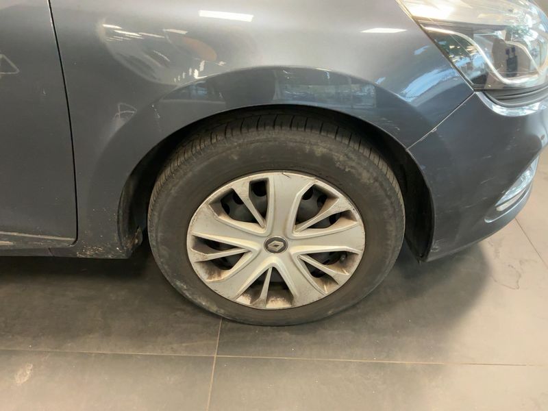 Renault Clio 0.9 Energy Intens 2018 – снимка 11