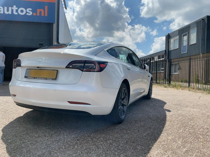 Tesla Model 3 Standard Range Plus RWD 2020 – снимка 8