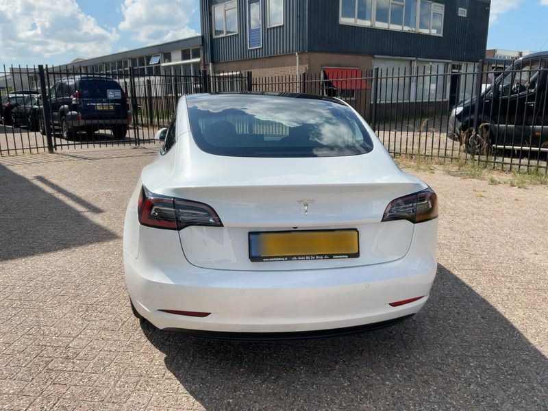 Tesla Model 3 Standard Range Plus RWD 2020 – снимка 7