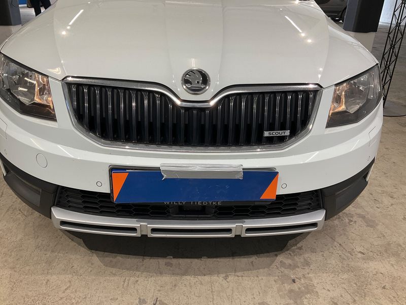 Skoda Octavia 2.0 TDI Scout 4x4 2016 – снимка 35