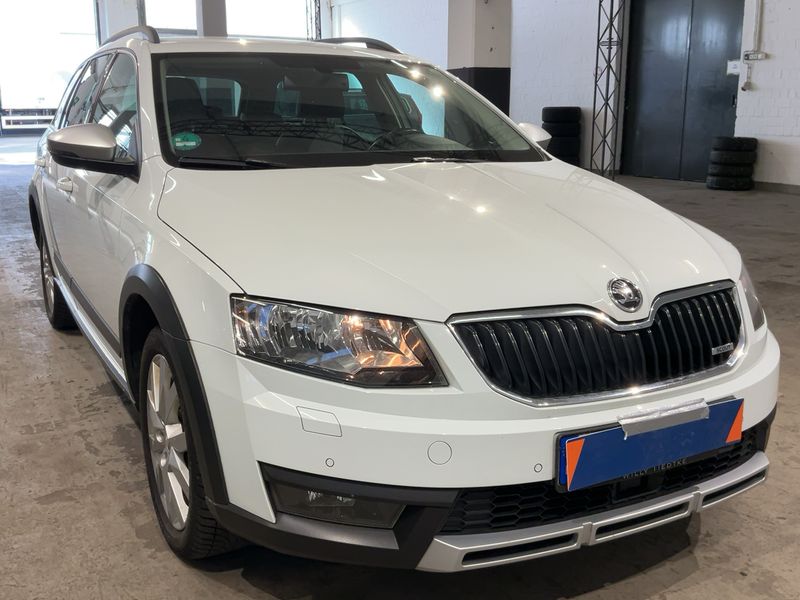 Skoda Octavia 2.0 TDI Scout 4x4 2016 – снимка 12