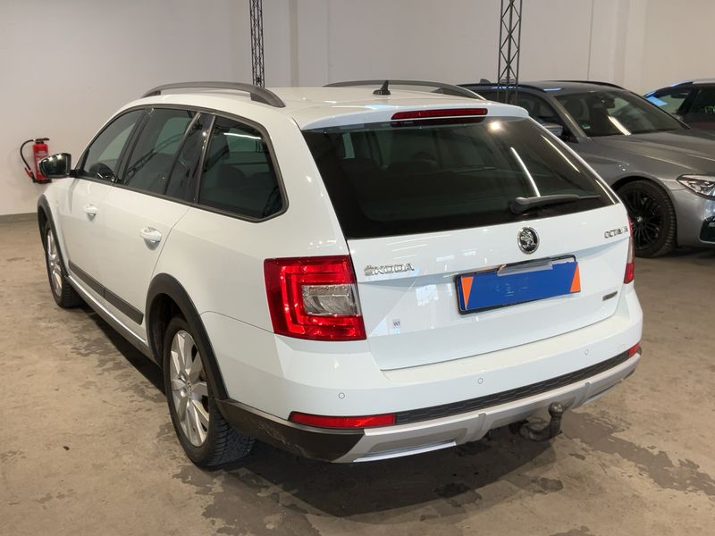 Skoda Octavia 2.0 TDI Scout 4x4 2016 – снимка 6
