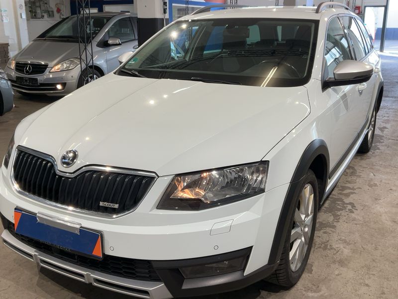 Skoda Octavia 2.0 TDI Scout 4x4 2016 – снимка 1