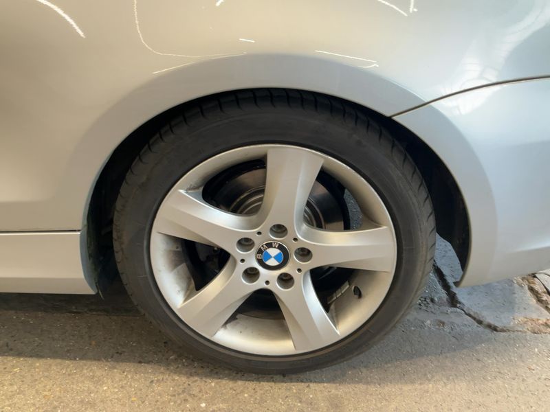 BMW 1er 118d 2010 – снимка 5