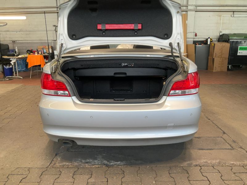 BMW 1er 118d 2010 – снимка 16