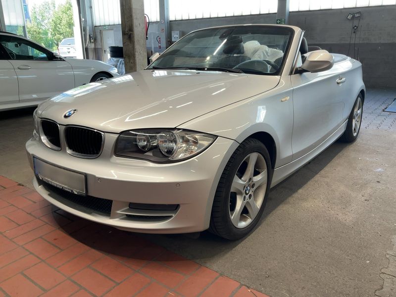 BMW 1er 118d 2010 – снимка 1