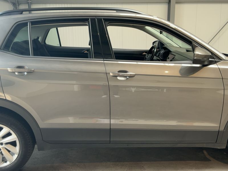Volkswagen T-Cross 1.6 TDI Style 2020 – снимка 10