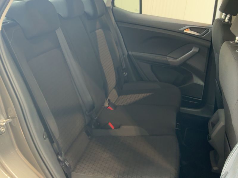 Volkswagen T-Cross 1.6 TDI Style 2020 – снимка 19