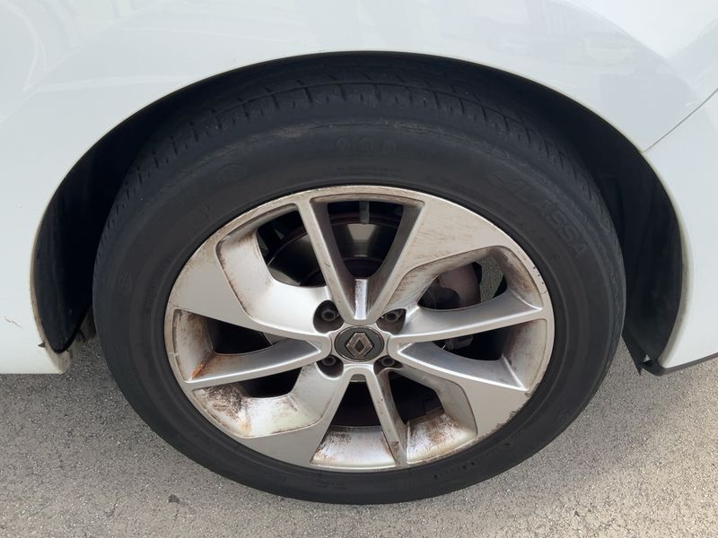 Renault Clio 1.5 dCi Limited 2016 – снимка 11