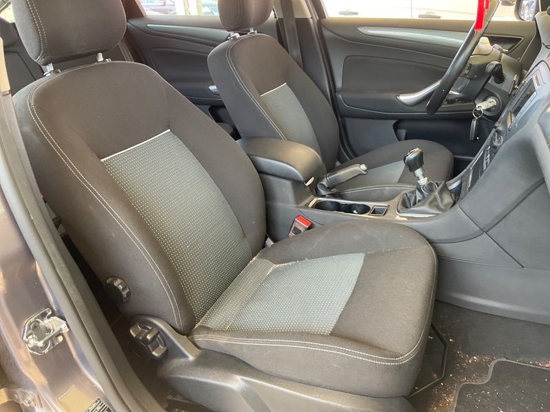 Ford Mondeo 2.0 TDCi Limited Edition 2013 – снимка 3