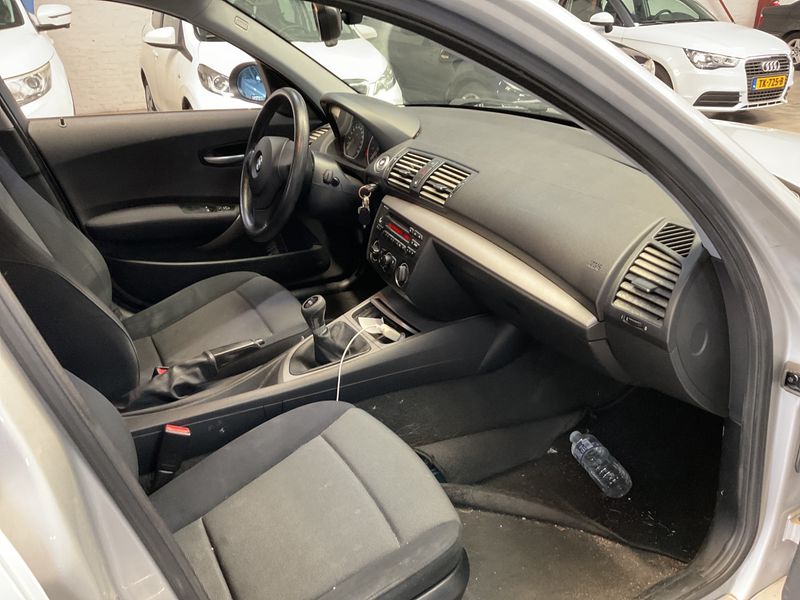 BMW 1er 116i 2006 – снимка 3