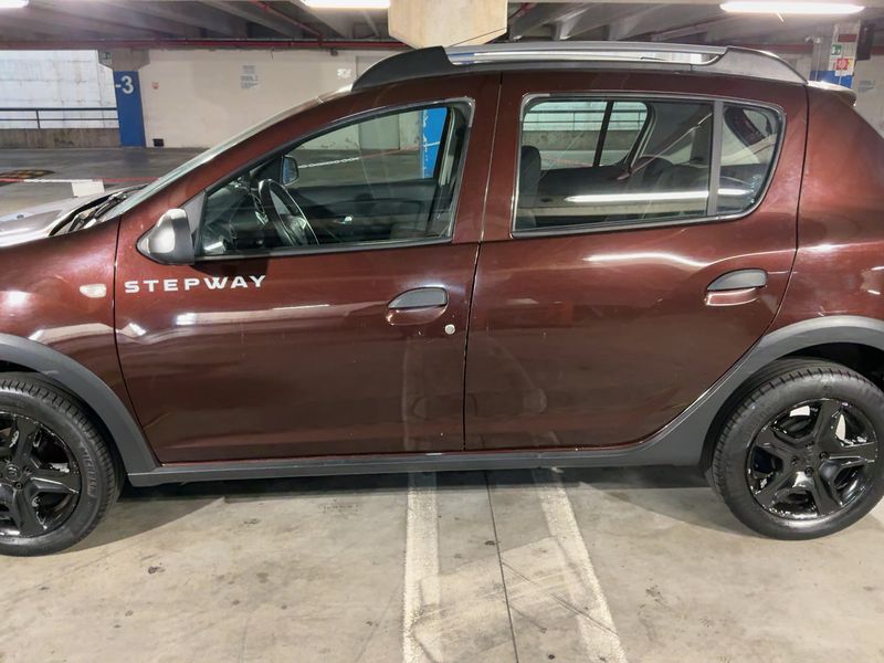 Dacia Sandero 0.9 TCe Stepway Prestige 2017 – снимка на щета