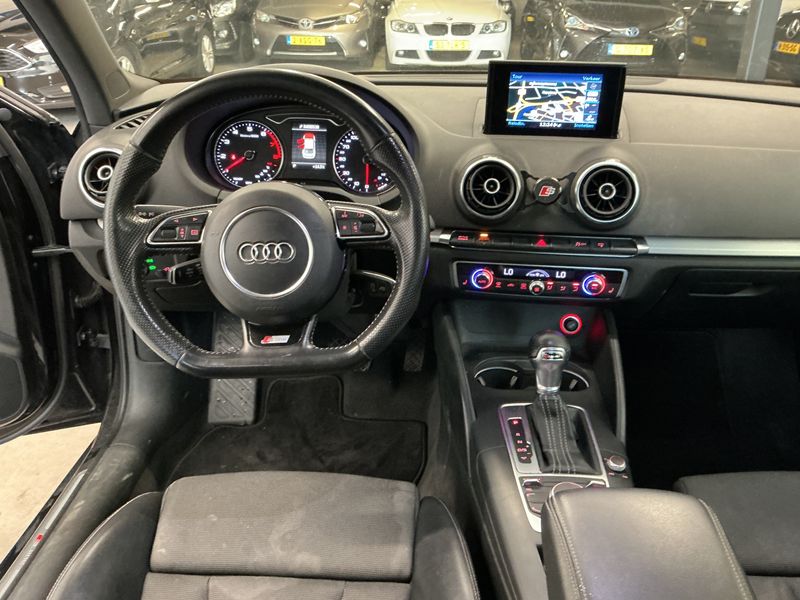 Audi A3 Limousine 1.4 TFSI ACT ultra S line Sportpaket 2016 – снимка 17