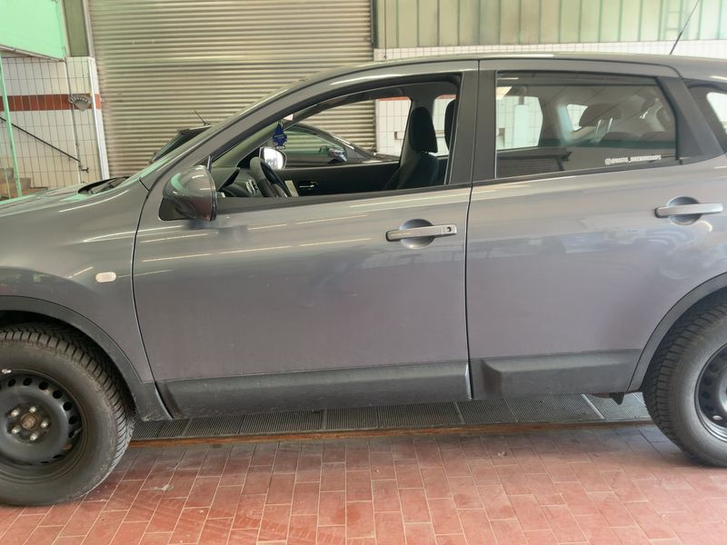 Nissan Qashqai 2.0 Acenta 2008 – снимка 4