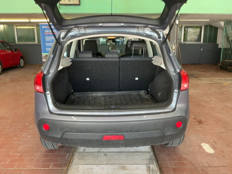 Nissan Qashqai 2.0 Acenta 2008 – снимка 16