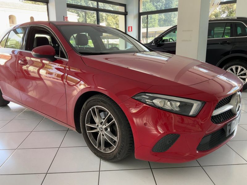 Mercedes-Benz A-Klasse A 180 d 2018 – снимка 12
