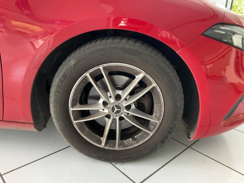 Mercedes-Benz A-Klasse A 180 d 2018 – снимка 11