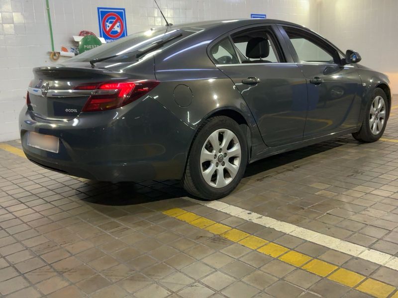Opel Insignia 2.0 CDTI Selective 2015 – снимка 8