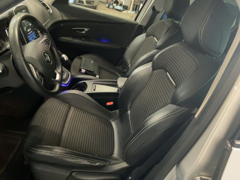 Renault Scenic 1.3 TCe Intens 2019 – снимка 16