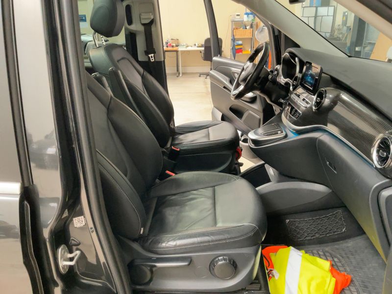 Mercedes-Benz V-Klasse V 300 d 4MATIC AVANTGARDE lang 2020 – снимка 17