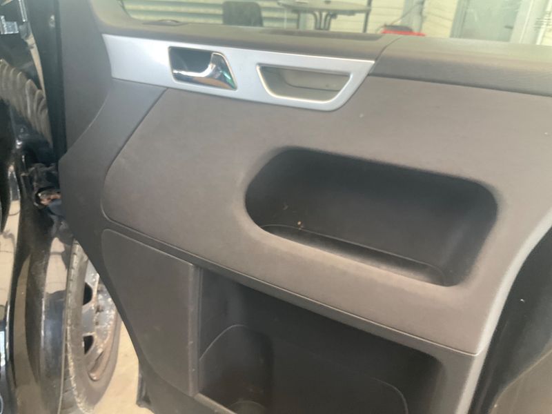 Volkswagen T5 Multivan 2.0 TDI PanAmericana 4Motion 2010 – снимка 48