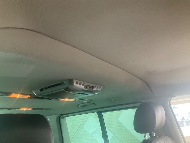 Volkswagen T5 Multivan 2.0 TDI PanAmericana 4Motion 2010 – снимка 50