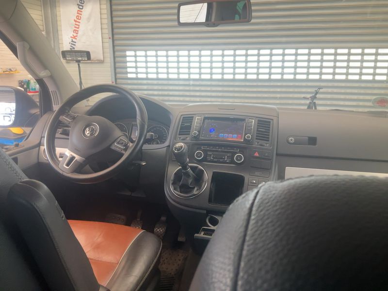 Volkswagen T5 Multivan 2.0 TDI PanAmericana 4Motion 2010 – снимка 17